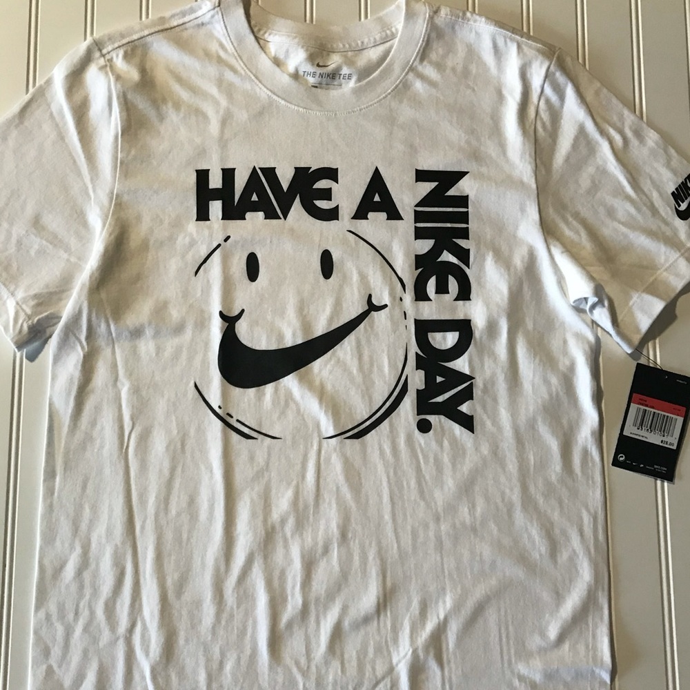 Men’s Nike T-Shirt Small